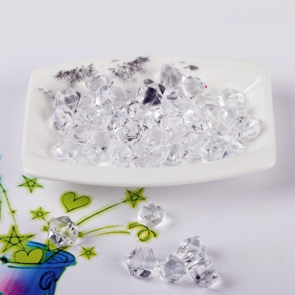 Clear Acrylic Ice Rock Table And Wedding Decoration (3 LB Bag)